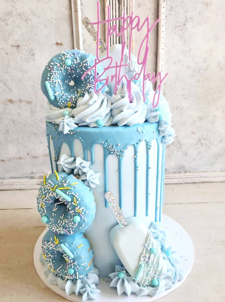 Nipa's Bakery - XOXO Gossip girl theme cake | Facebook
